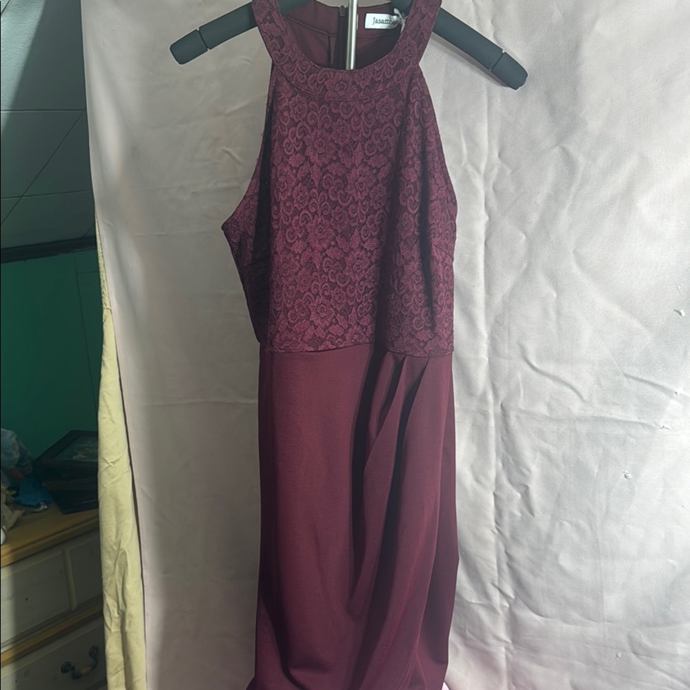 Elegant Burgundy Lace Dress